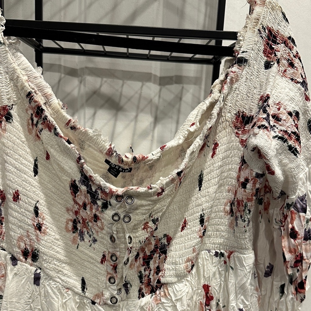 Torrid Floral Off-Shoulder Women's Top - Picture 10 of 10